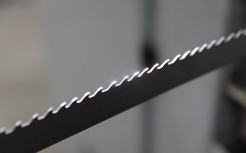 石河子双金属带锯条产生切削噪音的原因具体有哪些？